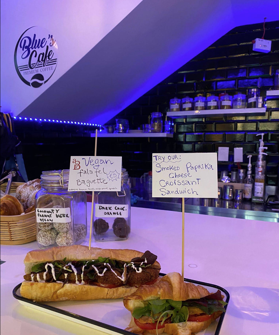 Blue's Café food and atmosphere